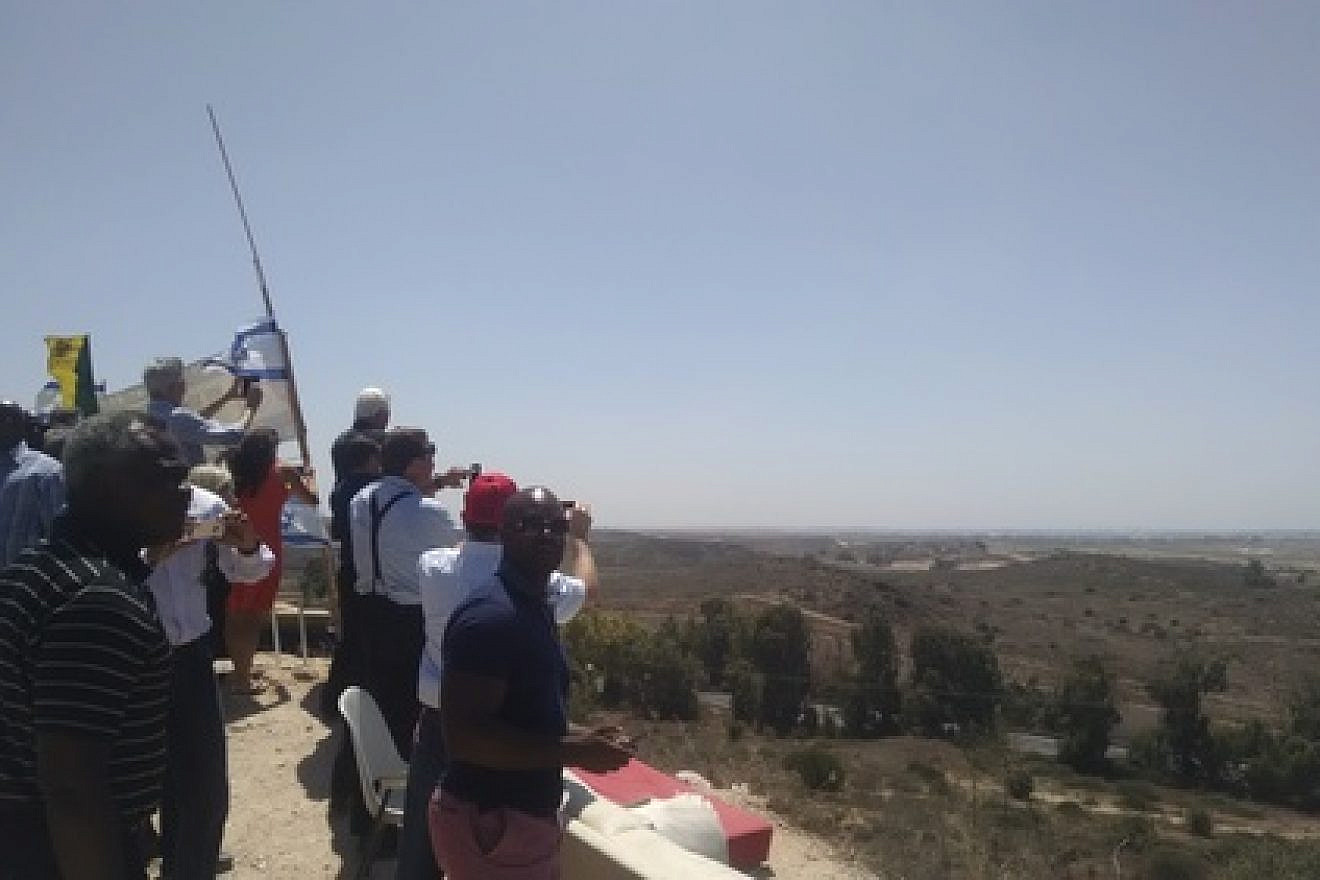 Click photo to download. Caption: During a solidarity mission arranged by Christians United for Israel, Evangelical pastors view Gaza from a hilltop in the southern Israeli city of Sderot. Credit: Sean Savage.