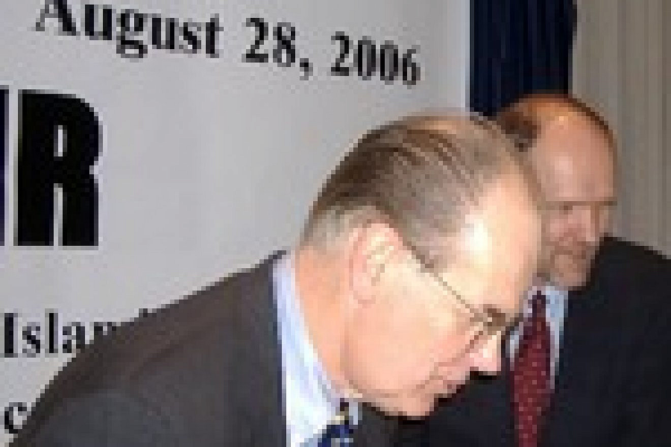 Profs. John Mearsheimer (left) and Stephen Walt, authors of "The Israel Lobby." Credit: Carolmooredc/Wikimedia Commons.