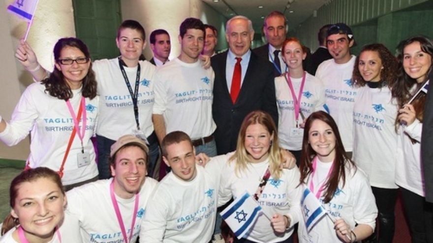 Click photo to download. Caption: Taglit-Birthright Israel trip participants with Prime Minister Benjamin Netanyahu. Credit: Taglit-Birthright Israel.