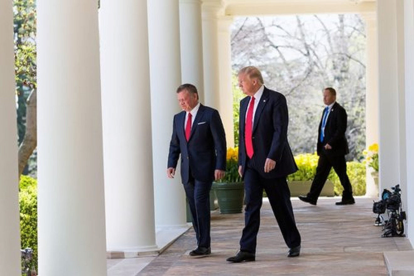 U.S. President Donald Trump and Jordan's King Abdullah II (left) meet at the White House on April 5, 2017. Credit: White House/Shealah Craighead.