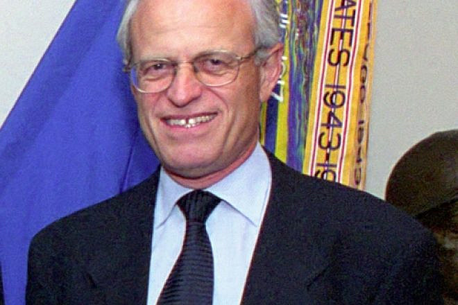 U.S. Ambassador to Israel Martin Indyk, 2001. Credit: Robert D. Ward via Wikimedia Commons.