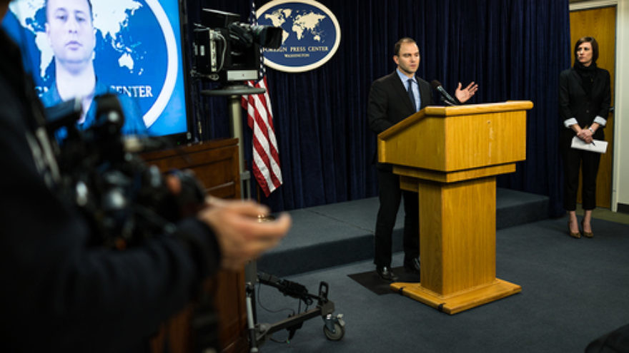 Deputy National Security Advisor Ben Rhodes addresses journalists on the foreign-policy priorities of the Obama administration, in particular a deal to hold Iran's nuclear program at bay, at the Foreign Press Center in Washington, D.C., on Jan. 29, 2014. Credit: U.S. State Department.