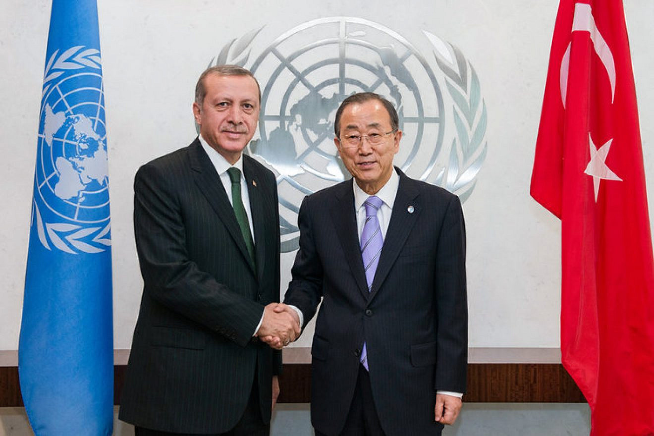 Turkish President Recep Tayyip Erdogan (left) shakes hands with United Nations Secretary-General Ban Ki-moon Sept. 22, 2014. Despite the Islamist values that Erdoğan has promoted during the past decade, Turkey remains globalized and deeply embedded into international institutions, writes JNS.org columnist Ben Cohen. Credit: UN Photo/Amanda Voisard.