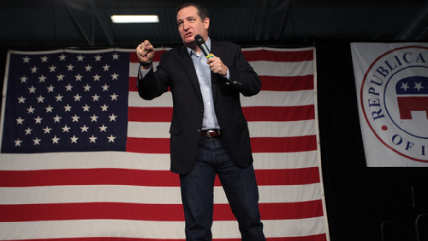 Texas Sen. Ted Cruz speaks in Des Moines, Iowa, on Oct. 31, 2015. Credit: Gage Skidmore via Wikimedia Commons.