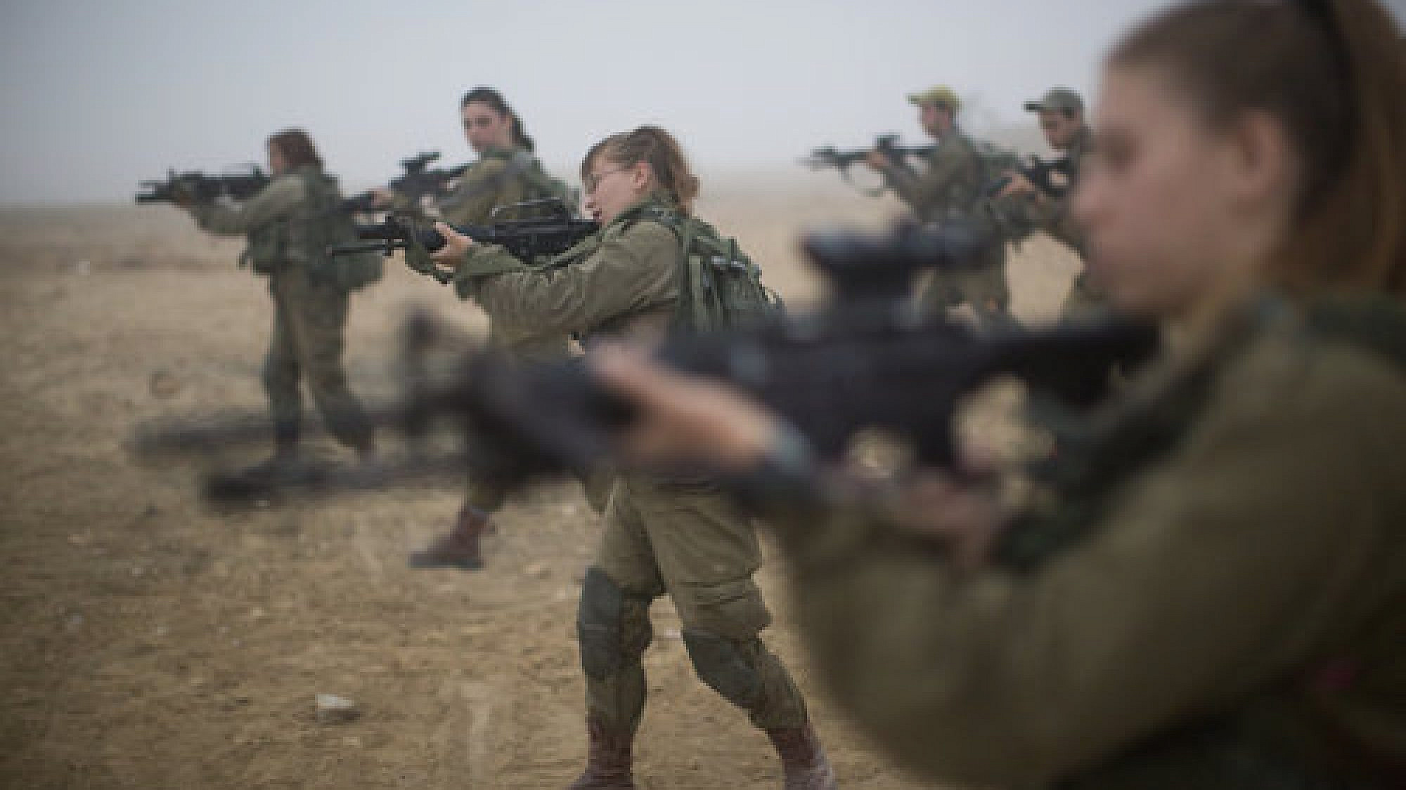 Female Israeli Lone Soldiers May Finally Get Their Home