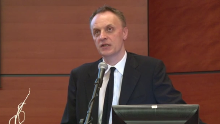 Click photo to download. Caption: Richard Horton, editor of the British medical journal The Lancet. Credit: YouTube.