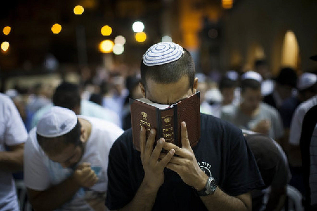 Selichot ("forgiveness") prayers at the Western Wall in the Old City of Jerusalem on Aug. 31, 2013, prior to the start of Rosh Hashanah, the Jewish New Year. Credit: Yonatan Sindel/Flash90.