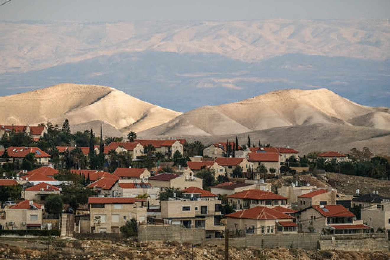 A view of the Israeli city of Ma’ale Adumim, located four miles from Jerusalem’s municipal boundary, Jan. 4, 2017. Credit: Yaniv Nadav/Flash90.