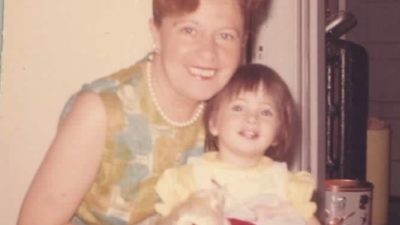Click photo to download. Caption: Grandma Beauty with Dawn Lerman, then 2 years old. Credit: Courtesy Dawn Lerman.