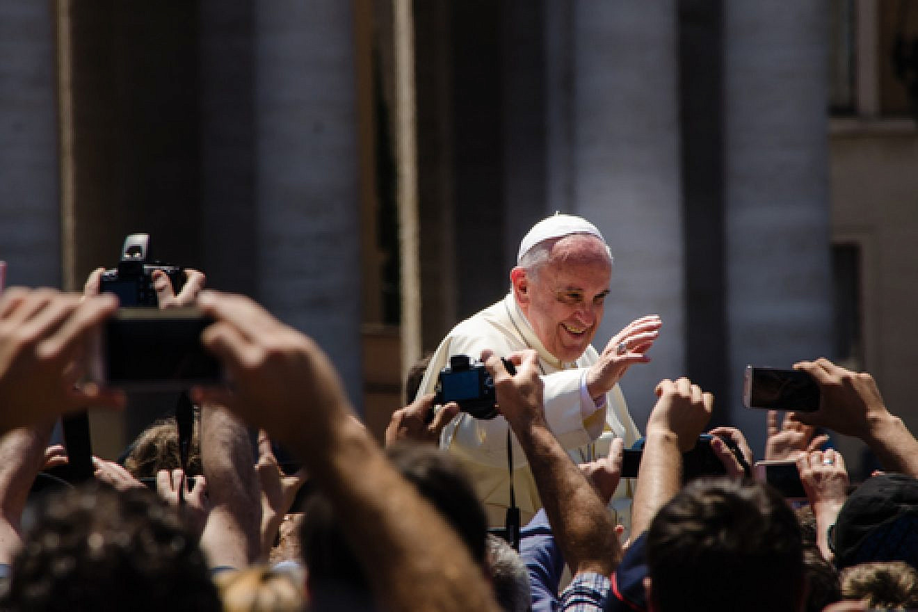 Pope Francis. Credit: Alfredo Borba via Wikimedia Commons.