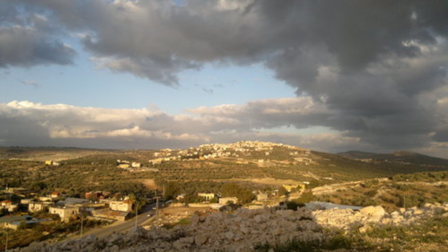 A view of the Palestinian Authority-ruled city of Ya'bad, which is at the center of an Israeli-Palestinian dispute on air pollution. Credit: Wikimedia Commons.