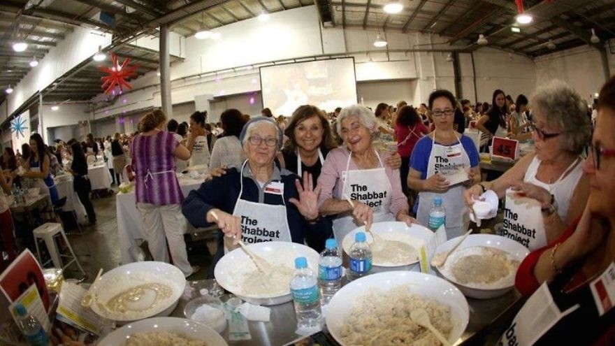 Challah-baking in Sydney, Australia, with the Shabbat Project in 2014. Credit: The Shabbat Project.