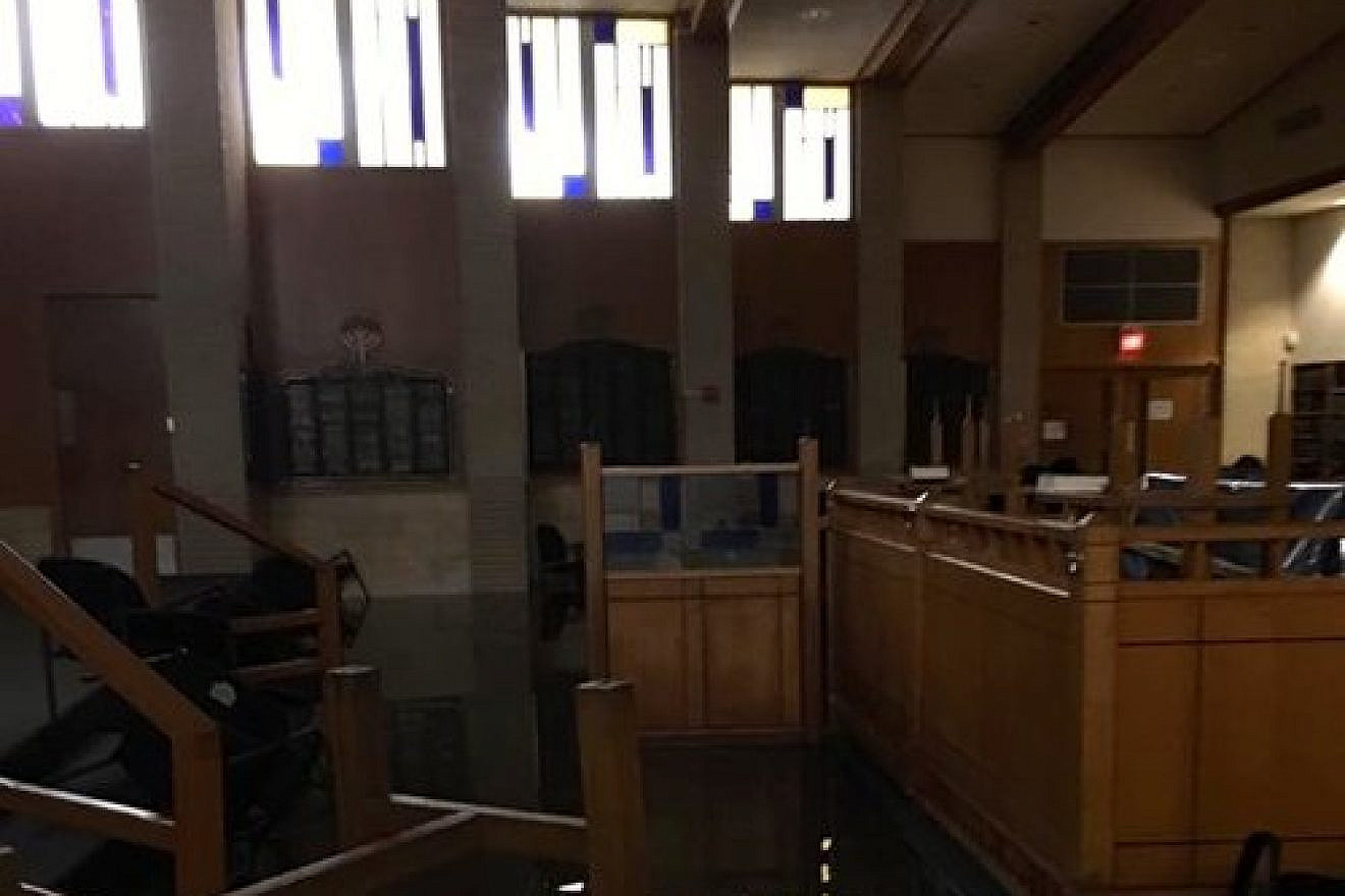 Flood damage from Hurricane Harvey at United Orthodox Synagogues (UOS) of Houston. Credit: Robert Levy via Facebook.
