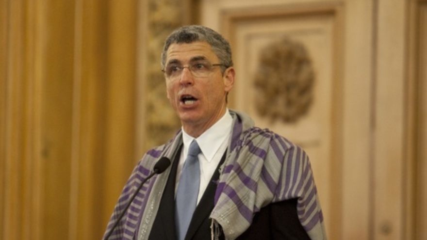 Union for Reform Judaism (URJ) President Rabbi Rick Jacobs, pictured, was accused of "divisive" leadership in a recent newspaper advertisement over his threat to pull the URJ out of the Conference of Presidents of Major American Jewish Organizations due to the Conference's rejection of the J Street lobby's membership application. Credit: Clark Jones.