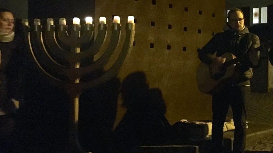 A Hanukkah candle-lighting ceremony in Tübingen. Credit: Orit Arfa.