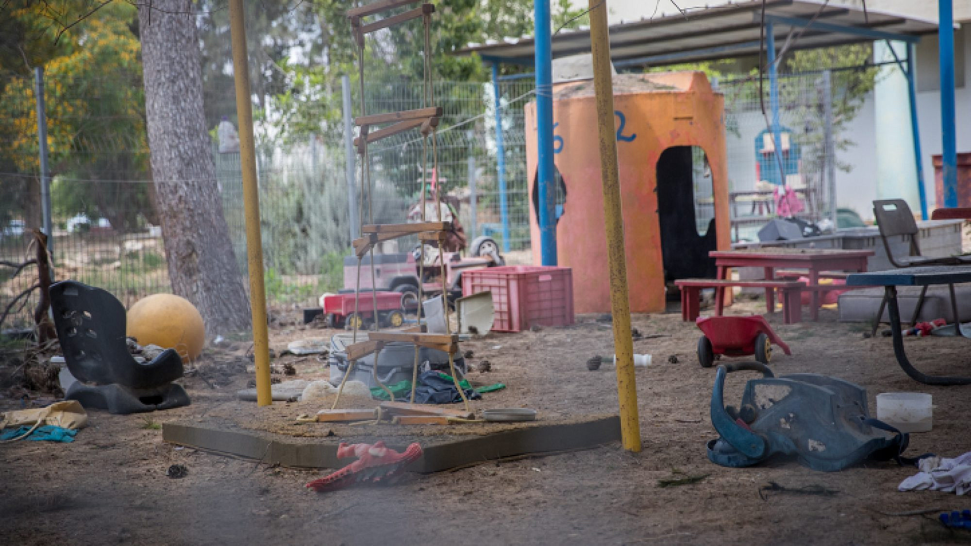 File Photo: The yard of a kindergarten struck by a mortar shell fired from Gaza on May 29, 2018. Photo by Yonatan Sindel/Flash90.