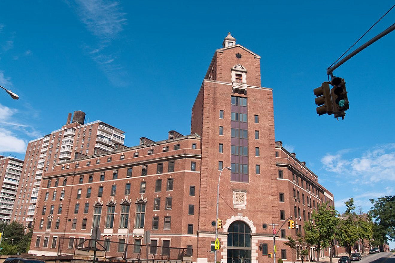 The Jewish Theological Seminary in New York City, one of the academic and spiritual centers of Conservative Judaism. Credit: Flickr via patling63.