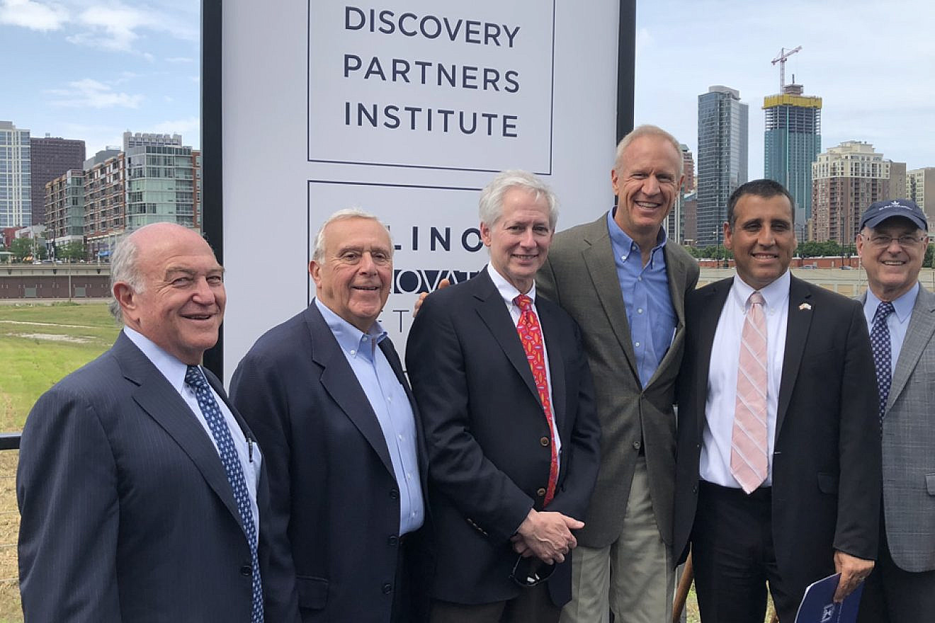 From left: AFTAU board members Clement Erbmann and Ralph Mandell; Vice President for Economic Development and Innovation for the University of Illinois System Ed Seidel; Illinois Gov. Bruce Rauner; Consul General of Israel to the Midwest Aviv Ezra; and AFTAU board member Tim Schlindwein Credit: American Friends of Tel Aviv University.