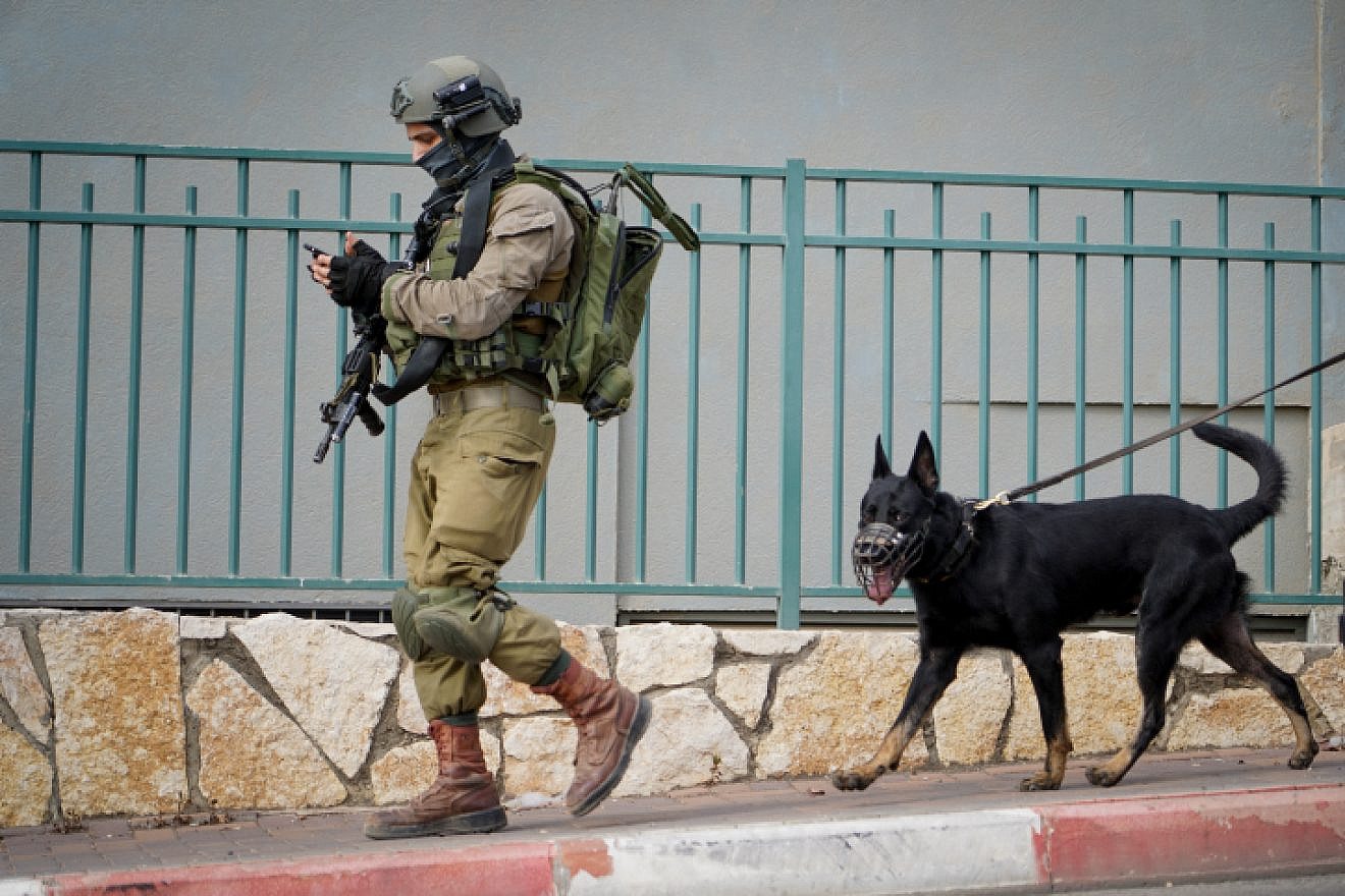 Israeli security forces at the scene of a shooting attack in the Barkan Industrial Park area on Oct. 7, 2018. Photo by Flash90.