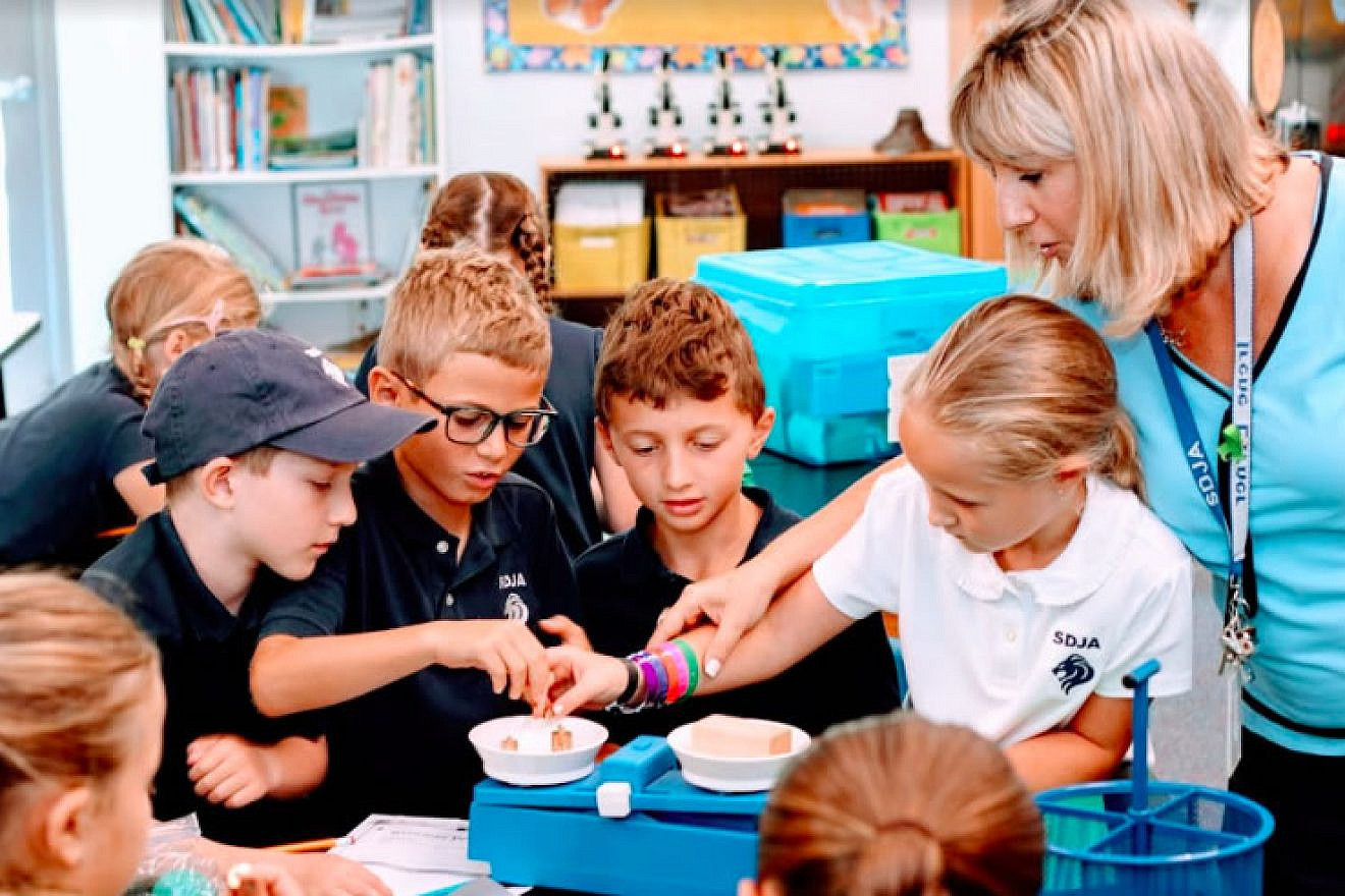 Children participate in a science experiment at the San Diego Jewish Academy Golda Meir Lower School, which has been named a 2018 National Blue Ribbon School by the U.S. Department of Education. Credit. Courtesy.