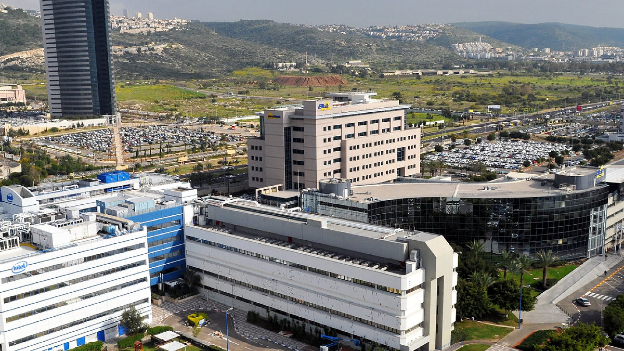 The Matam High-Tech Park at the southern entrance to Haifa. The buildings in the foreground belong to Intel and Elbit Systems. Credit: Zvi Roger/Wikimedia Commons.