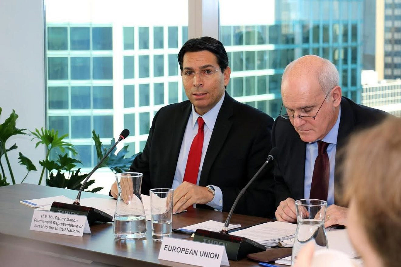 Israeli Ambassador to the United Nations Danny Danon meets with 28 European Union ambassadors in New York to discuss the intensification of of anti-Semitism in Europe, March 19, 2019. Courtesy: Mission of Israel to the United Nations.