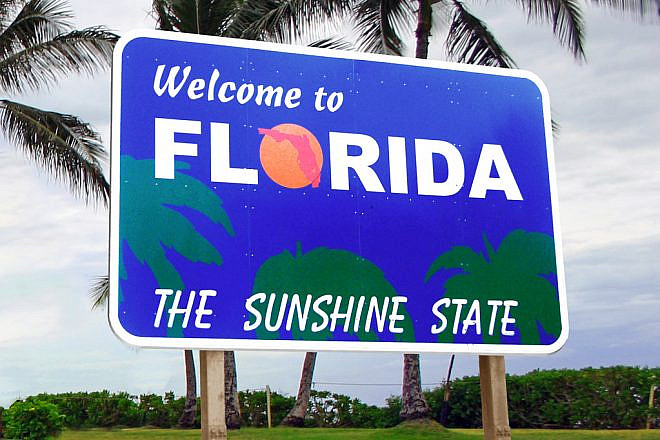 Entry sign to the state of Florida. Credit: Flickr.