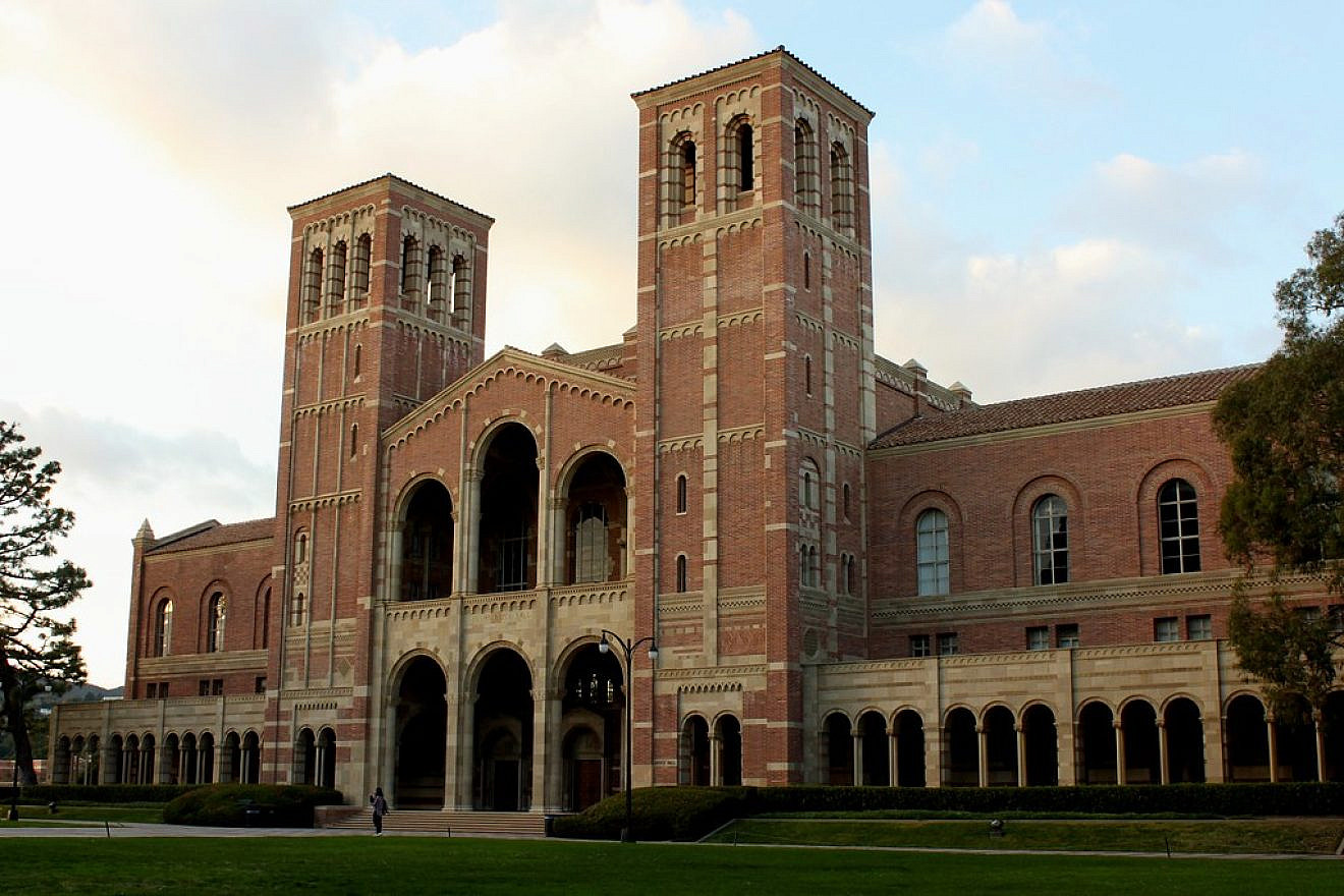 UCLA Royce Hall. Source: Flickr.