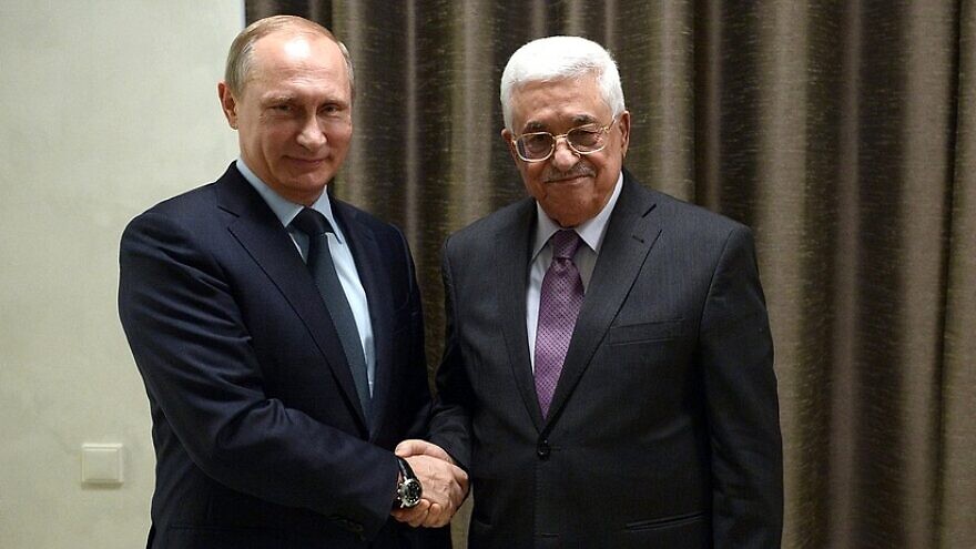 Russian President Vladimir Putin meets with Palestinian leader Mahmoud Abbas. Credit: Kremlin.ru
