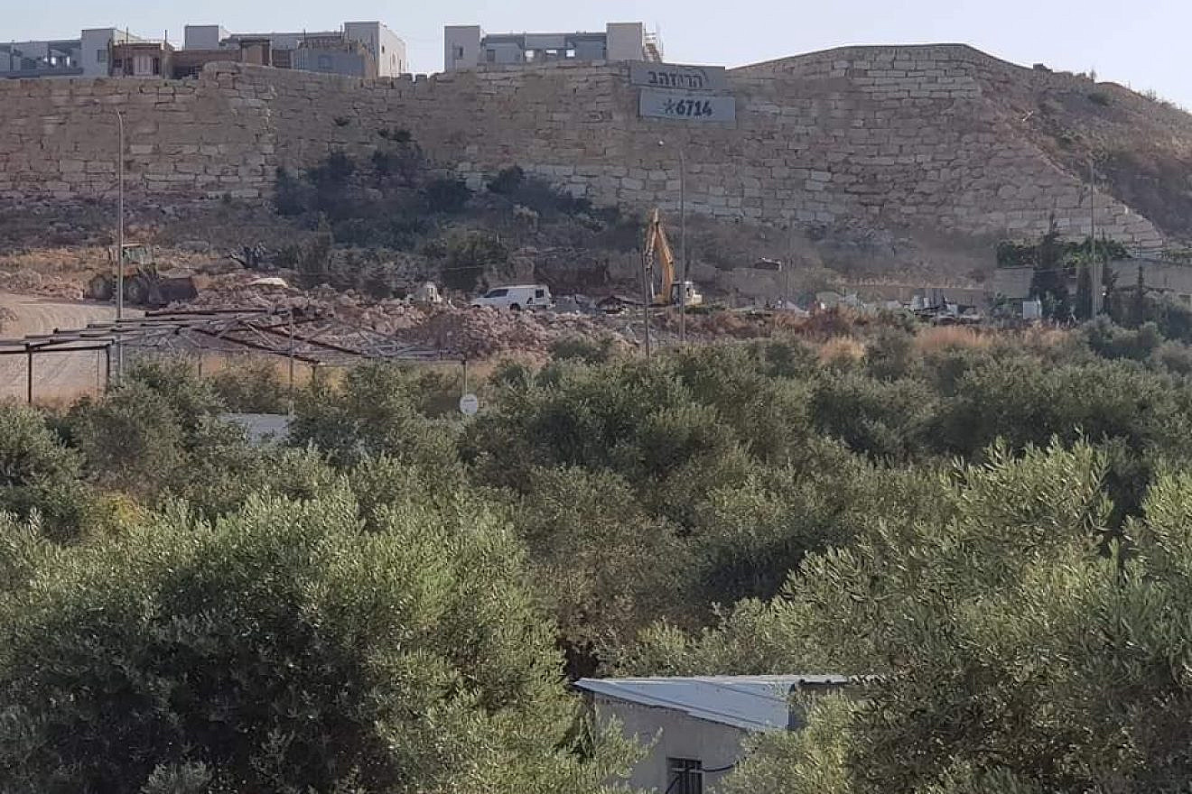 Israel's Civil Administration demolishes illegal structures built by Arabs on land that belongs to the Jewish community of Leshem in Samaria, on June 26, 2019. Credit: Regavim.