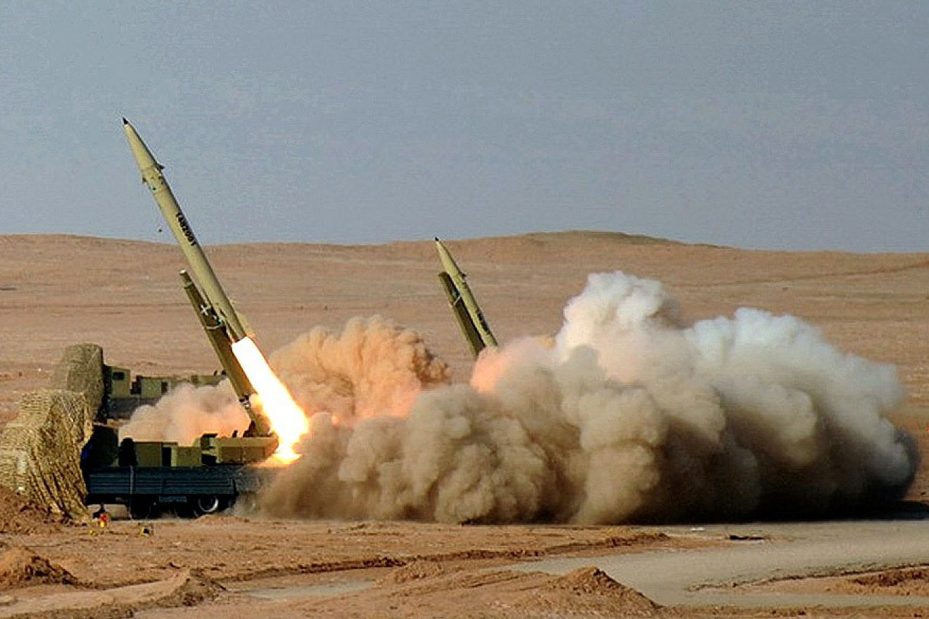 Fateh-10 ballistic missiles being fired as part of Iran’s “Great Prophet 7” military exercise in July 2012. Credit: Hossein Velayati via Wikimedia Commons.