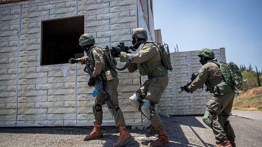 Israeli soldiers from the Lotar counter-terrorism unit take part in a training session at the Adam Military facility near Modi’in, July 22, 2019. Photo by Yonatan Sindel/Flash90.