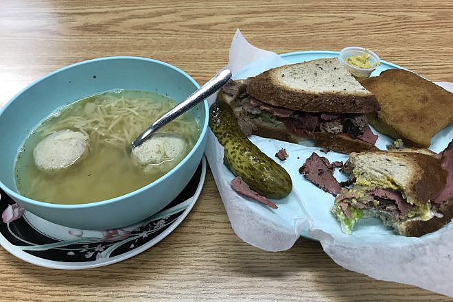Matzah ball soup and "The Maccabee" sandwich with a  potato knish at Maccabee’s Kosher Deli in Des Moines, Iowa. Photo by Jackson Richman/JNS.