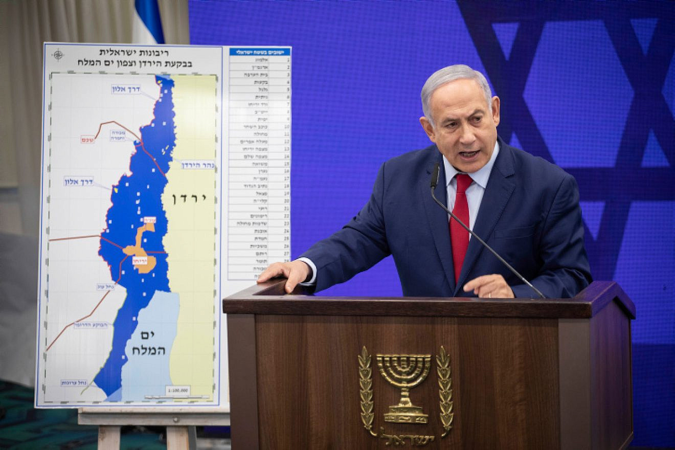 Israeli Prime Minister Benjamin Netanyahu delivers a statement to the press regarding the extension of Israeli sovereignty over the Jordan Valley and its Jewish settlements, Sept. 10, 2019. Credit: Hadas Parush/Flash90.