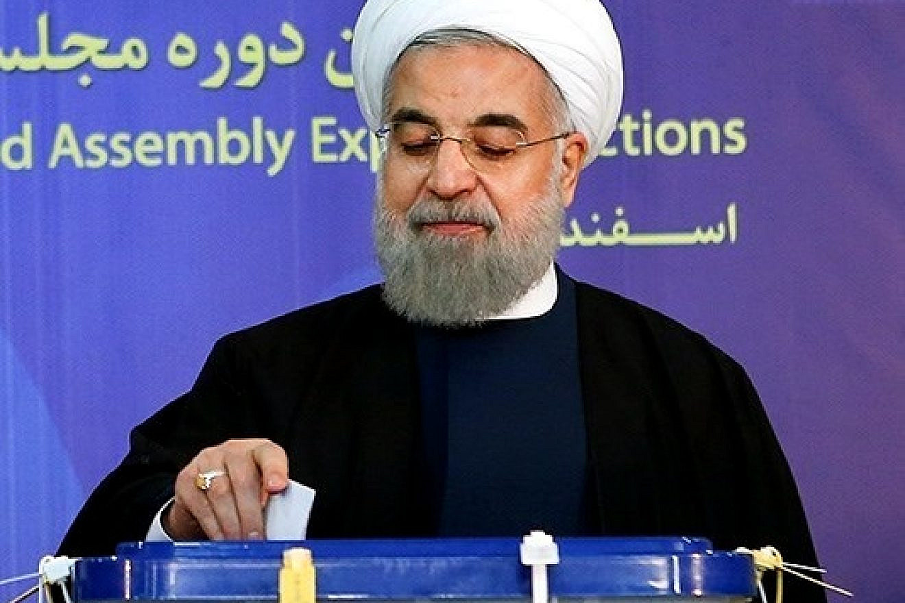 Iranian President Hassan Rouhani casting his vote in the 2016 elections. Credit: Wikimedia Commons.