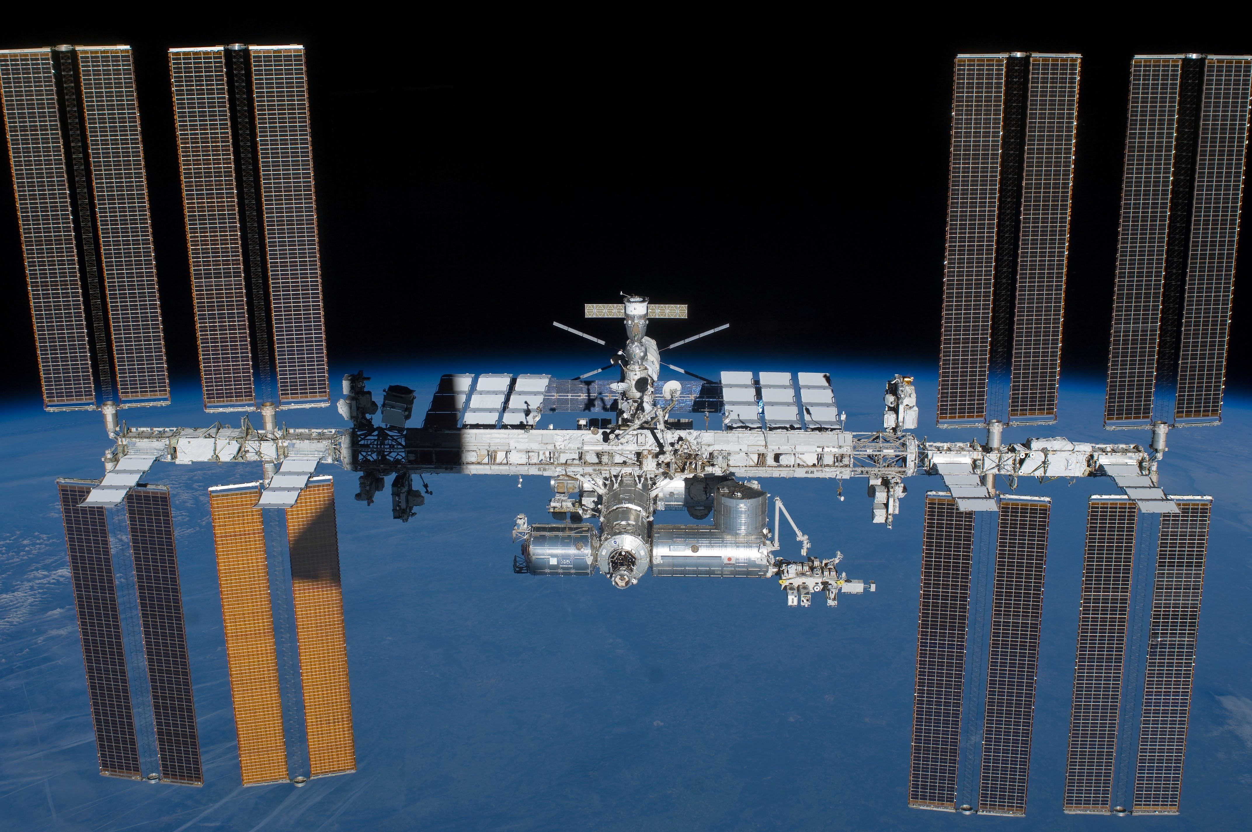 international space station live