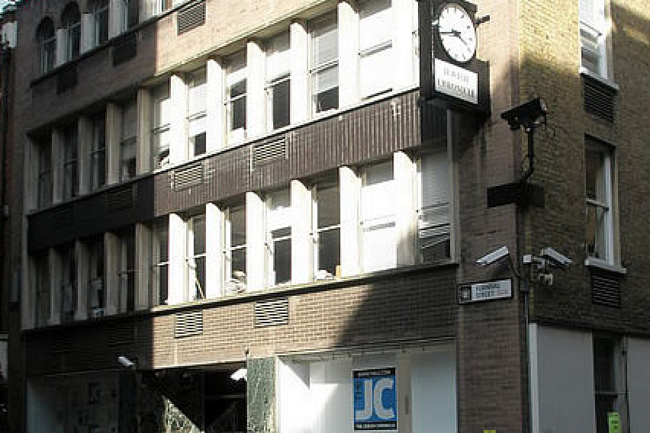 Clock on the former offices of "The Jewish Chronicle" in Furnival Street, central London, Sept. 14, 2008. Credit: Basher Eyre via Wikimedia Commons.