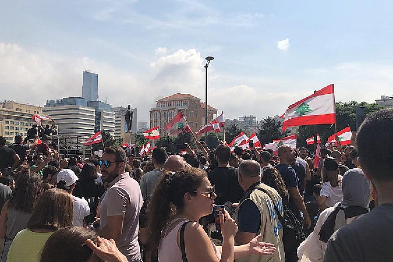 Lebanese protesters in Beirut on Oct. 18, 2019. Credit: Shahen Books via Wikimedia Commons.