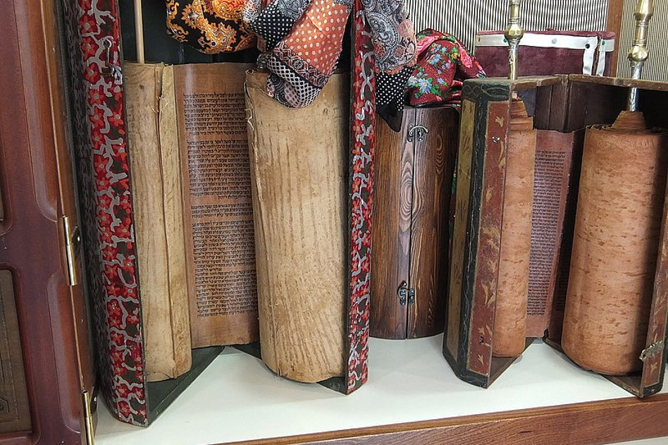Yemenite Torah scrolls, Feb. 25, 2018. Photo: David Bena via Wikimedia Commons.