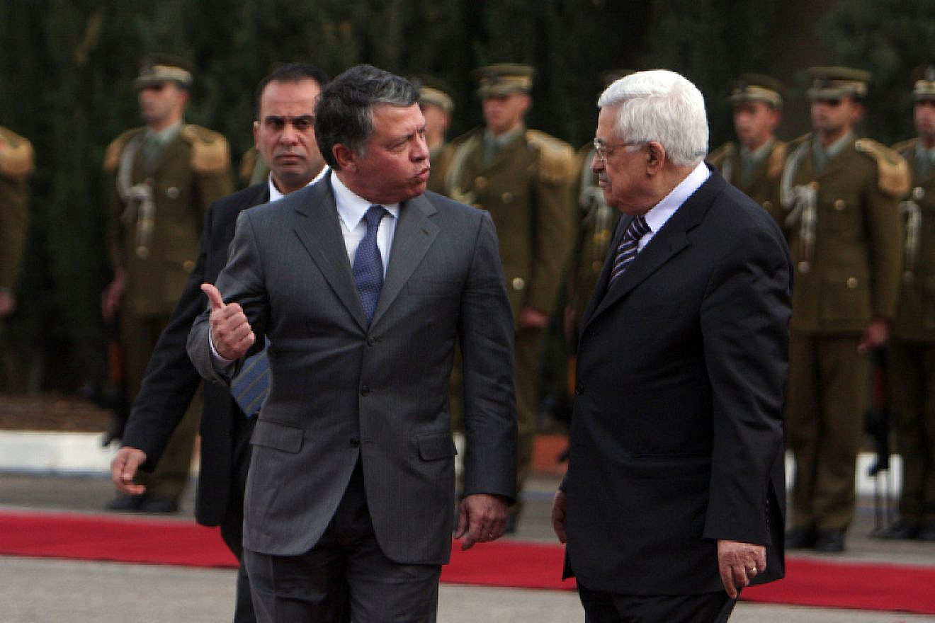 Palestinian  Authority President Mahmoud Abbas (front R) and King Abdullah of Jordan (front L) at a welcoming ceremony for the monarch in the West Bank city of Ramallah, Nov. 21, 2011. Photo by Issam Rimawi/Flash90.