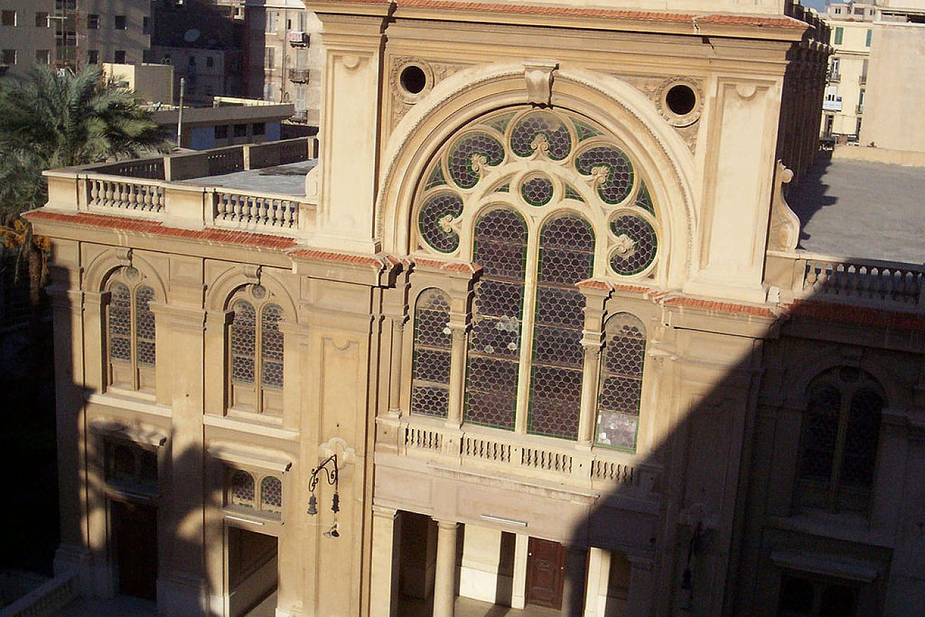 The Eliyahu Hanavi Synagogue on Nabi Daniel Street in Alexandria, Egypt. Credit: Wikipedia.