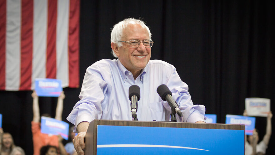 Sen. Bernie Sanders (I-Vt.) at a rally in New Orleans on July 26, 2015. Credit: Wikimedia Commons.