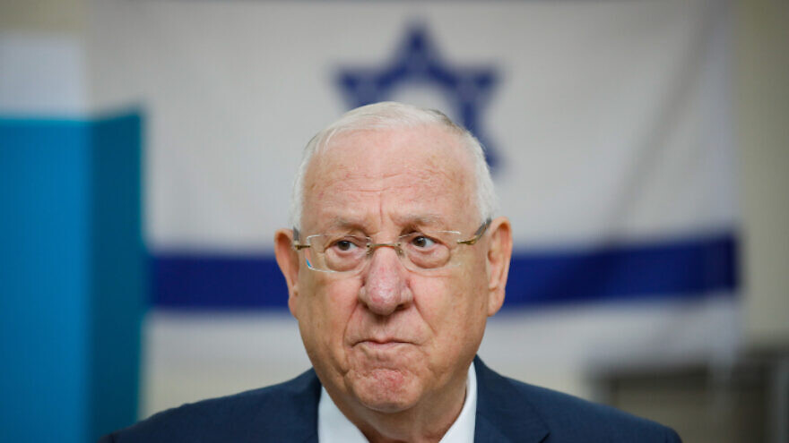 Israeli President Reuven Rivlin casts his ballot at a voting station in Jerusalem during the Knesset Elections on March 2, 2020. Photo by Olivier Fitoussi/Flash90.