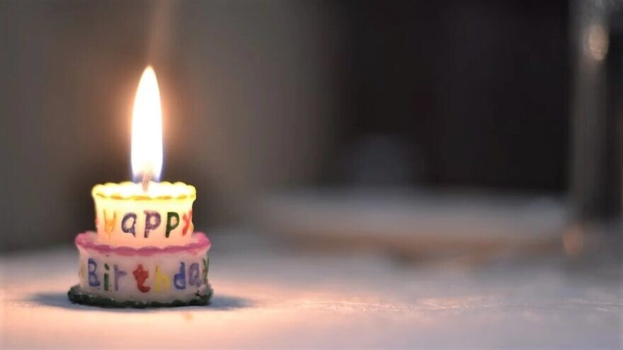 Happy Birthday! Credit: Pixabay.