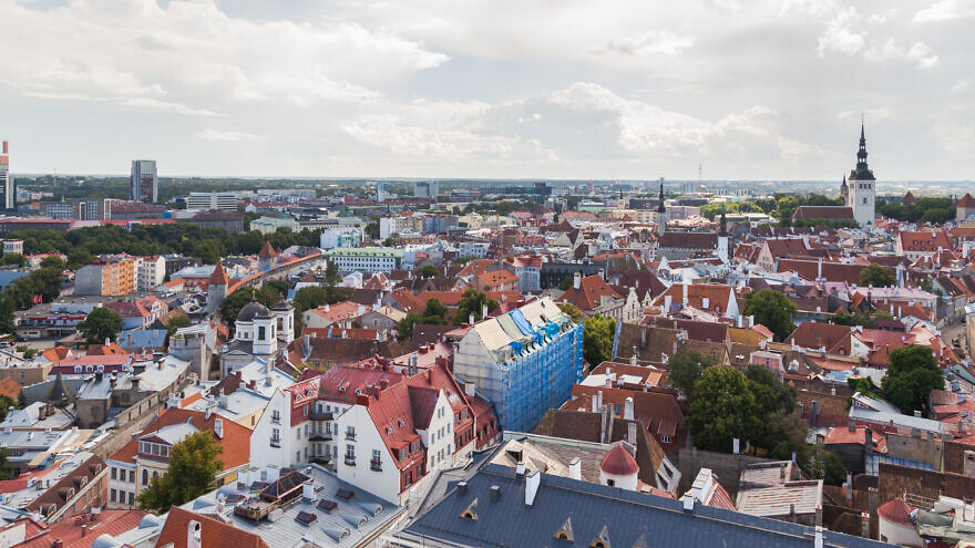 A view of Tallinn, the capital of Estonia. Credit: Wikimedia Commons.