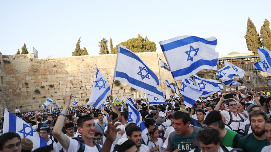 Jews celebrate Jerusalem Day at the Western Wall in the Old City, June 2, 2019. Photo by Noam Revkin Fenton/Flash90.