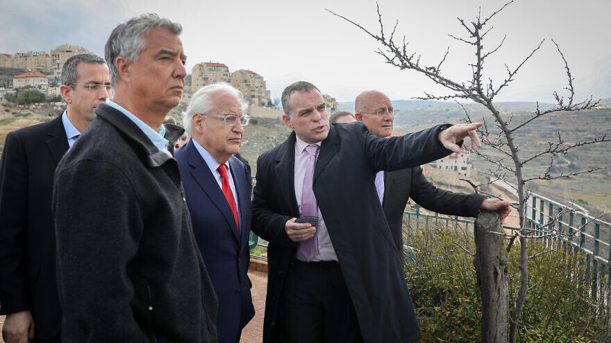 U.S. Ambassador to Israel David Friedman with leaders of local councils in Judea and Samaria during a visit to Efrat on February 20, 2020. Photo by Gershon Elinson/Flash90.