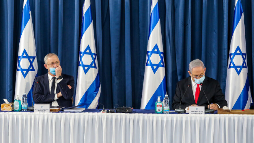 Israeli Prime Minister Benjamin Netanyahu and Vice Prime Minister Benny Gantz lead the weekly Cabinet meeting, at the Foreign Ministry in Jerusalem on June 7, 2020. Photo by Marc Israel Sellem/POOL.