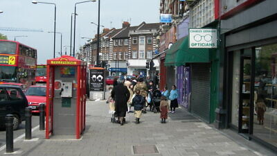 Stamford Hill, a predominantly Orthodox neighborhood in London. Credit: Danny Robinson via Wikimedia Commons.