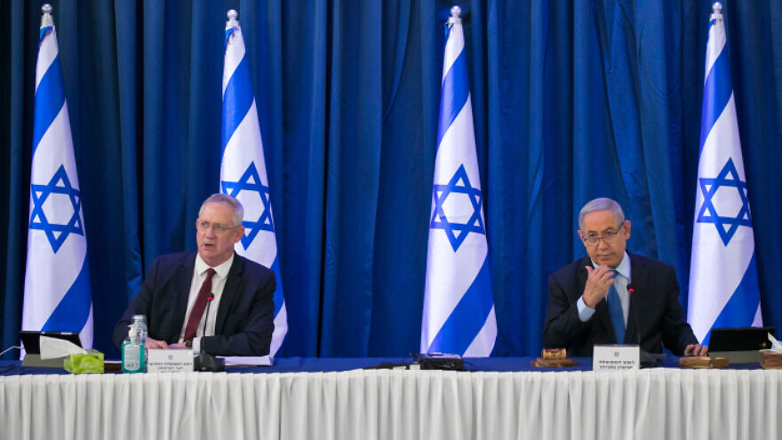 Prime Minister Benjamin Netanyahu and then-Defense Minister Benny Gantz at the weekly Cabinet meeting in Jerusalem, June 28, 2020. Photo by Olivier Fitoussi/Flash90.